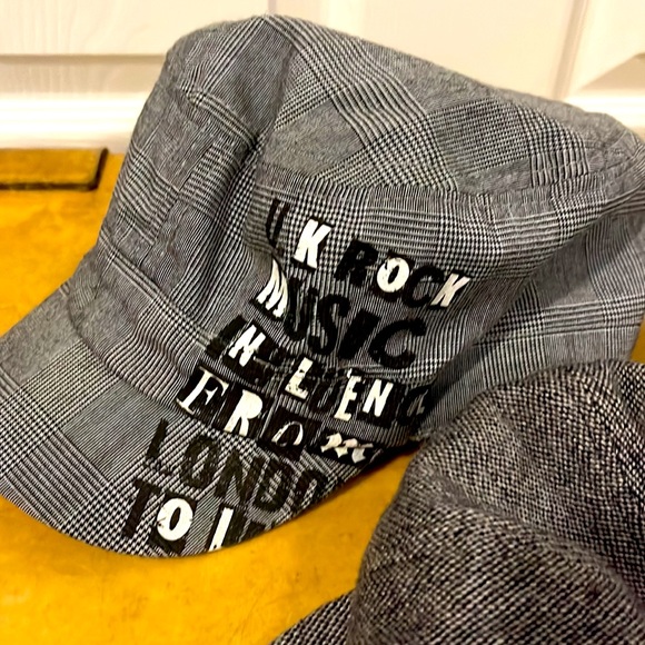 Boys hat lot new boy cap cabbie hat lot of three small medium 90s - Picture 3 of 9